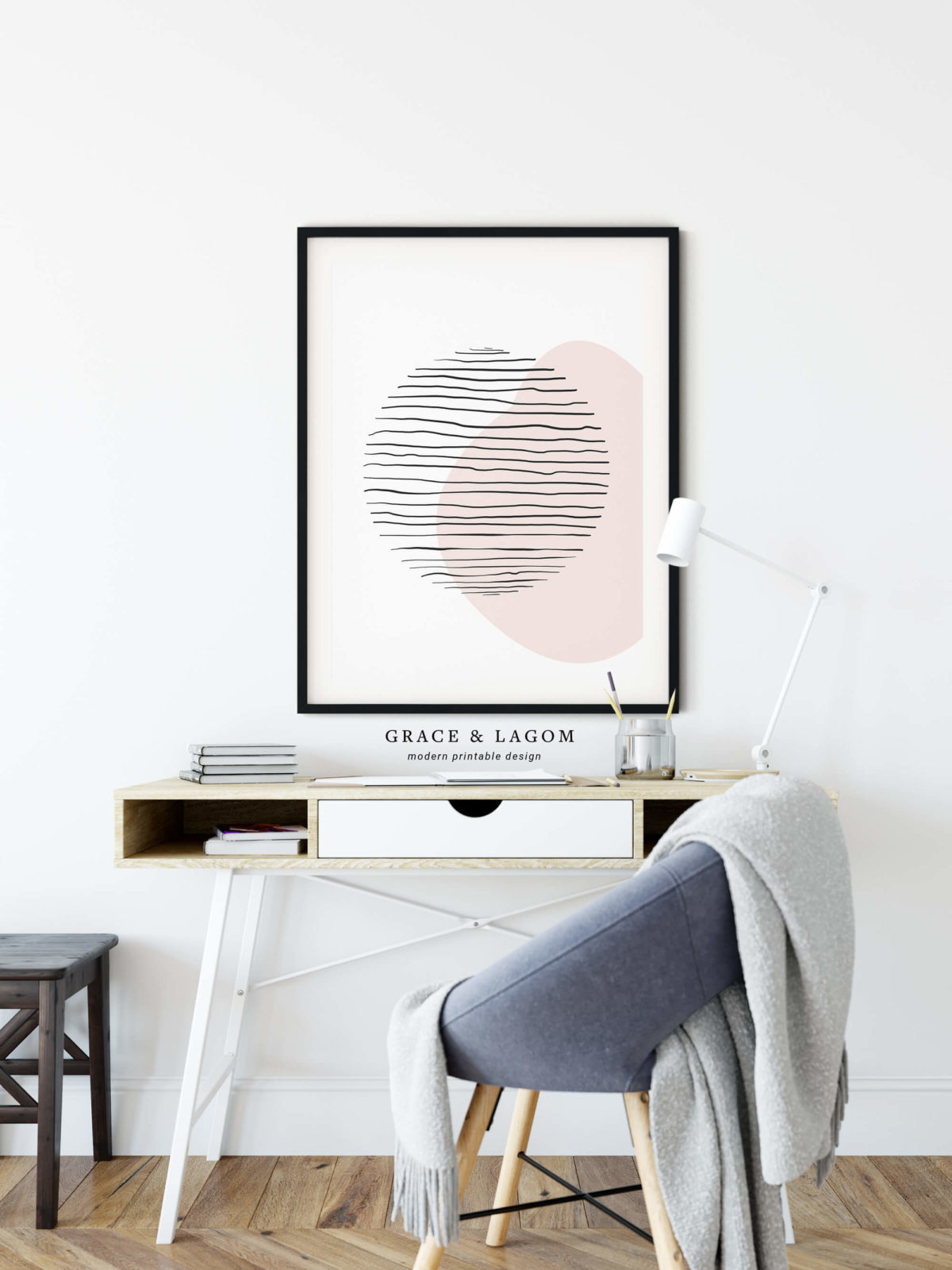 Line Art Circle Print with Pink